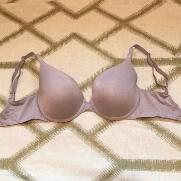 Victoria’s Secret Bra - Picture 7 of 7
